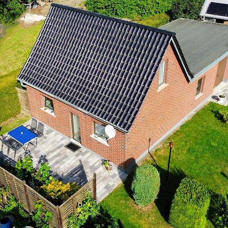 Haeuschen Im Gruenen Villa Jornstorf Exterior photo